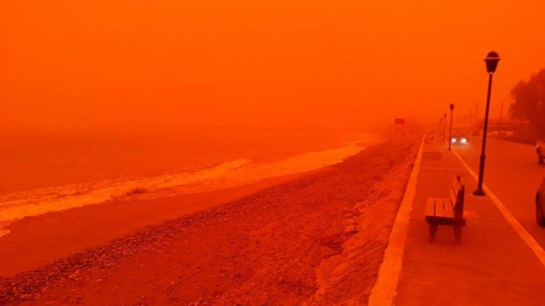 ΚΑΙΡΟΣ 23/3/2018: Σκόνη, βροχές, καταιγίδες στα νότια, χιόνια στα βόρεια - Η θερμοκρασία σε πτώση