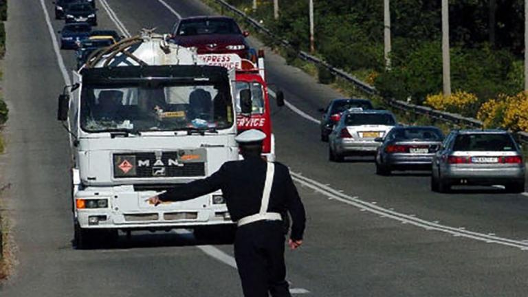 Ενισχυμένα μέτρα Τροχαίας σε όλη την επικράτεια κατά την περίοδο εορτασμού της 25ης Μαρτίου 