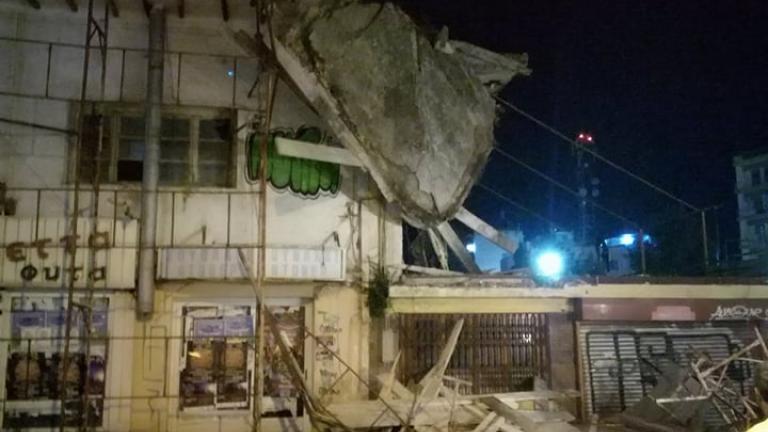 Χαλκίδα: Κατέρρευσε η οροφή της δημοτικής αγοράς (ΒΙΝΤΕΟ)