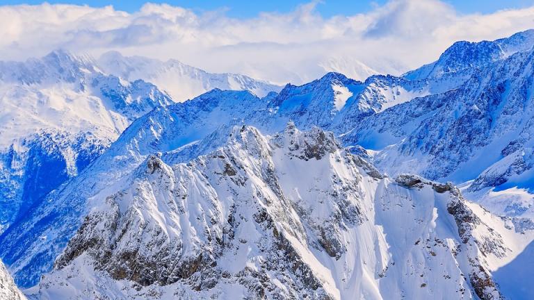 Νεκροί τέσσερις ορειβάτες στις Άλπεις λόγω ψύχους