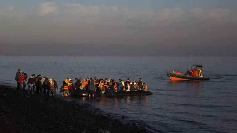 Αυξάνονται συνεχώς οι προσφυγικές ροές στα νησιά
