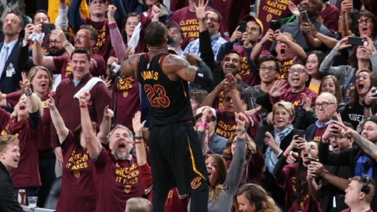 NBA: Έσωσε τους Cavs ο Lebron, πρόκριση για Rockets, νίκες για Raptors και OKC