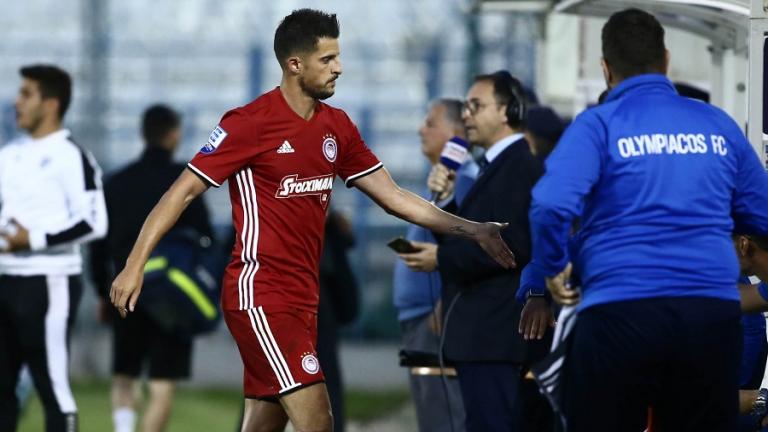 Ολυμπιακός: Ενοχλημένοι με Μιραλάς