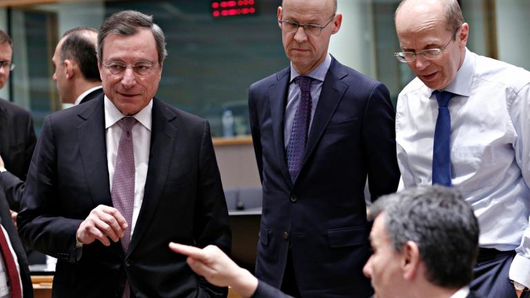 Χρέος, το είδος της εποπτείας και το σχέδιο Τσακαλώτου για τη μεταμνημονιακή εποχή στο τραπέζι του Eurogroup