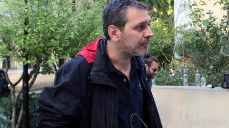 Ο Στέφανος Χίος μιλά μέσα από το κρησφύγετό του μετά από το περιστατικό με τον δικαστικό επιμελητή-Αποκαλυπτικός διάλογος