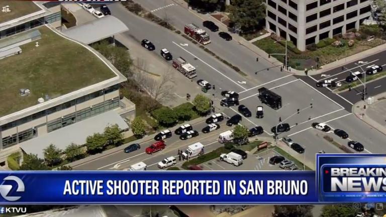 Άγνωστος που οπλοφορεί έχει εισβάλει στα γραφεία του YouTube στην Καλιφόρνια, των ΗΠΑ-Αστυνομικοί  έχουν αποκλείσει την περιοχή-LIVE εικόνα από το σημείο (ΦΩΤΟ-ΒΙΝΤΕΟ)