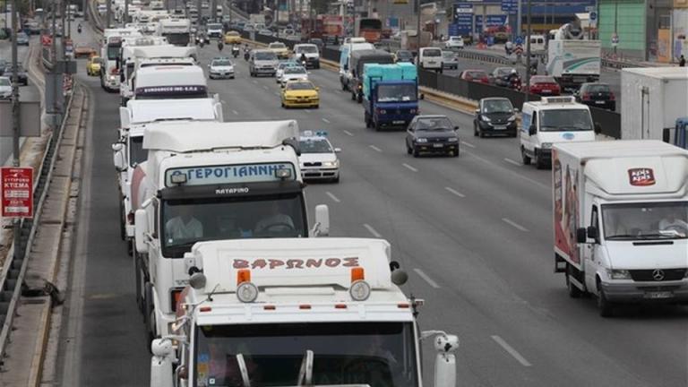 Πάσχα 2018: Απαγόρευση κίνησης φορτηγών στις Εθνικές Οδούς για την έξοδο