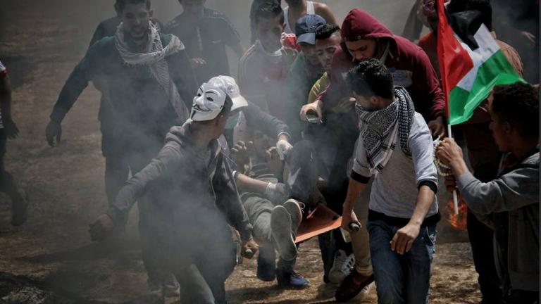 Τουλάχιστον 5 Παλαιστίνιοι σκοτώθηκαν και 400 τραυματίστηκαν στις συγκρούσεις με τον ισραηλινό στρατό στα σύνορα Ισραήλ- Γάζας 