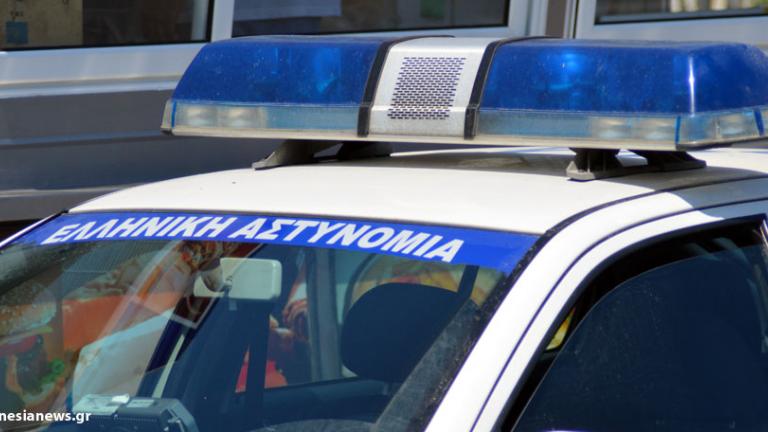 Άγιος Παντελεήμονας: Άνδρας επιτέθηκε σε αστυνομικούς με οξύ και μαχαίρι