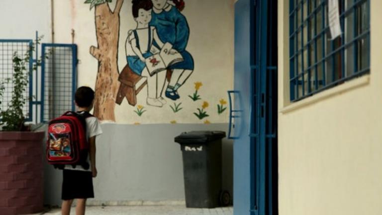 Πρωτοφανές περιστατικό στην Κρήτη: Πατέρας τα έσπασε επειδή τιμώρησαν το παιδί του