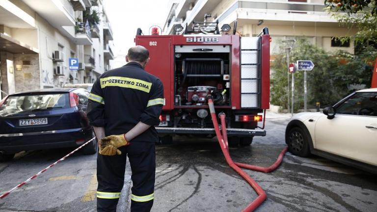 Πυρκαγιά στην Καλλιθέα: Νοσηλεύεται με εγκαύματα 35χρονη