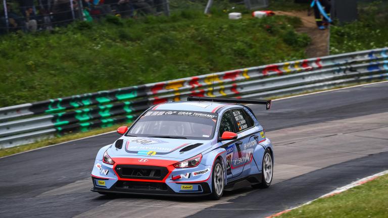 Τα δύο i30 N TCR της Hyundai Motorsport N στο ντεμπούτο τους αποδείχθηκε ότι είναι τα αστέρια του τμήματος TCR στο ADAC Zurich 24h Race