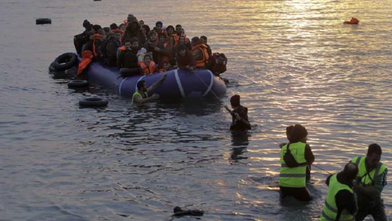 Περίπου 270 πρόσφυγες και μετανάστες πέρασαν σήμερα στη Λέσβο 