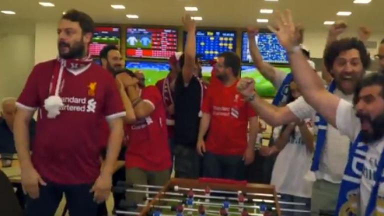 #ZiseToPodosfairo: «Πρόβα» τελικού Champions League σε πρακτορείο ΟΠΑΠ