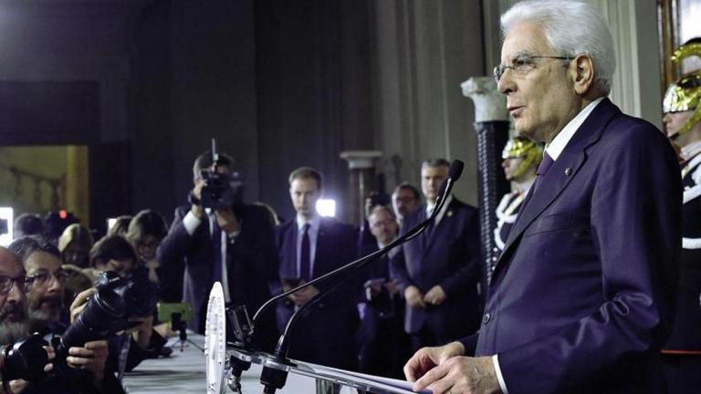 Πρώην στέλεχος του ΔΝΤ καλεί ο ΠτΔ της Ιταλίας για σχηματισμό υπηρεσιακής κυβέρνησης