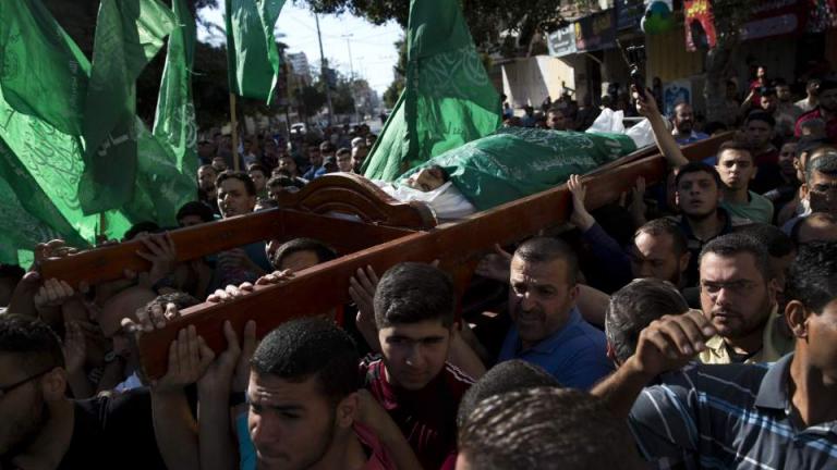 Τους νεκρούς τους θάβουν οι Παλαιστίνιοι - Φόβοι νέας αιματοχυσίας