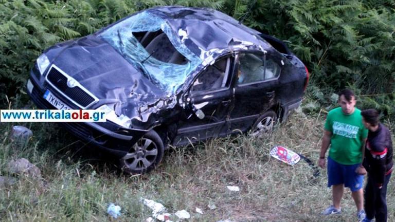 Συγκλονισμένη οι κάτοικοι από την Πύλη Τρικάλων - Δείτε πώς κατέληξε το ΙΧ στο γκρεμό