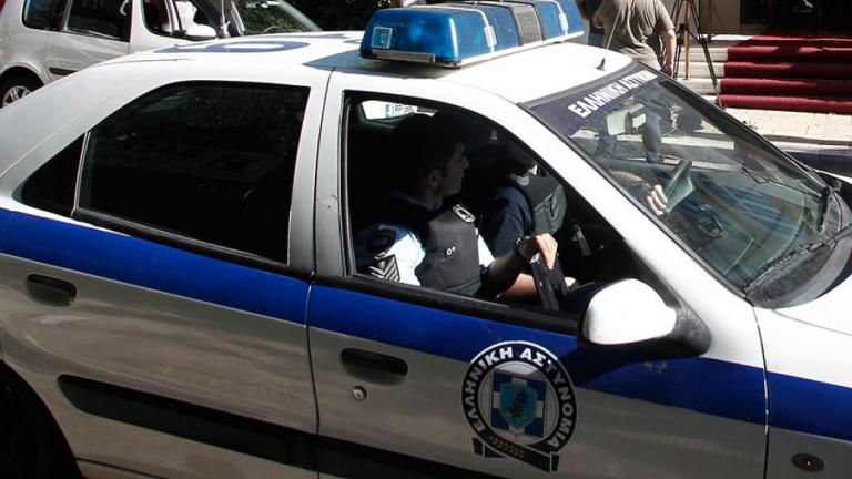 Απίστευτο περιστατικό στην Κάλυμνο: Τουρίστρια προσπάθησε να στραγγαλίσει αστυνομικό!