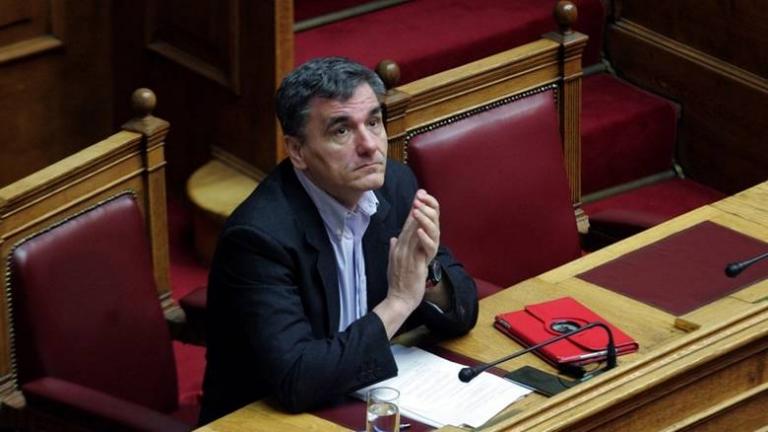 Τσακαλώτος, κυβέρνηση και... Τζούλια Ρόμπερτς: Μπορεί να την ερωτευτεί και ο Μπραντ Πιτ και... ο Κουασιμόδος! (ΒΙΝΤΕΟ)