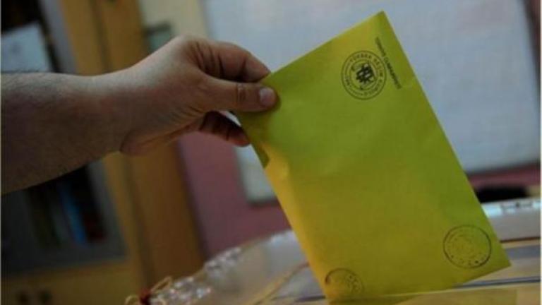 Εκλογές στην Τουρκία: Άνοιξαν οι κάλπες