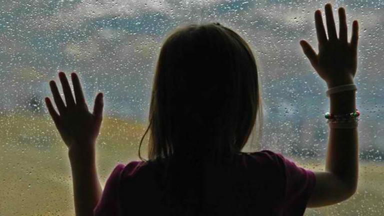 Τι κρύβεται πίσω από τα κλειστά στόματα των υποθέσεων παιδικής σεξουαλικής κακοποίησης 