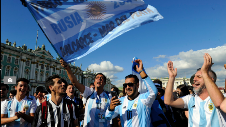Μουντιάλ 2018: Συνθήματα από παίκτες και κόσμο της Αργεντινής! (ΒΙΝΤΕΟ)