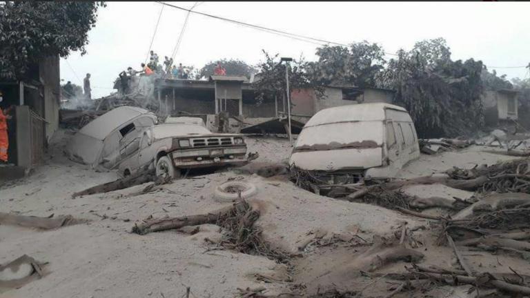 Γουατεμάλα: Τουλάχιστον 25 άνθρωποι έχασαν τη ζωή τους εξαιτίας της έκρηξης του ηφαιστείου Φουέγο