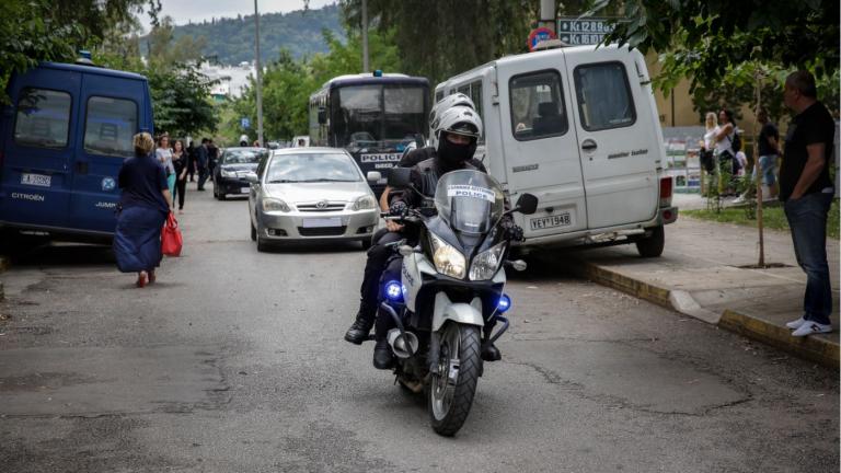 Προθεσμία για να απολογηθεί την Τετάρτη, 20 Ιουνίου, έλαβε ο βουλευτή Κωνσταντίνος Μπαρμπαρούσης 