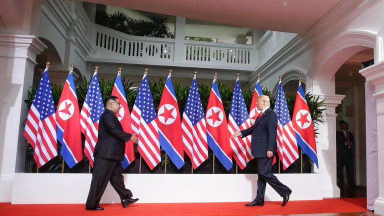 Σιγκαπούρη: Όταν ο πρόεδρος Ντόναλντ Τραμπ συνάντησε τον ηγέτη της Βόρειας Κορέας Κιμ Γιονγκ Ουν