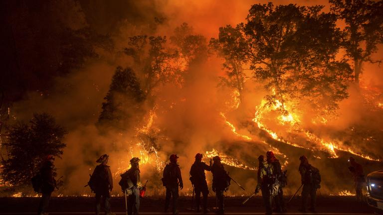 Τουλάχιστον εννέα οι αγνοούμενοι από την τεράστια πυρκαγιά στην Καλιφόρνια 
