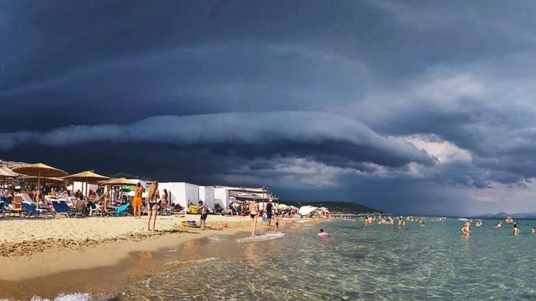 Εντυπωσιακές συννεφιές στη βόρεια Ελλάδα (ΦΩΤΟ)
