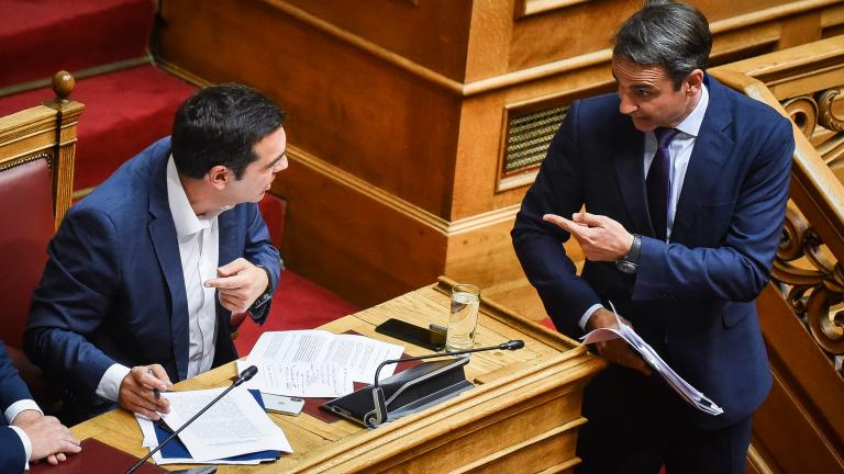 Τσίπρας και Μητσοτάκης αλληλοκατηγορούνται για σχέσεις με τη διαπλοκή-Σφοδρή κόντρα και κατά τις δευτερολογίες