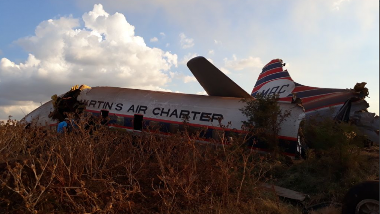 Αεροσκάφος κατέπεσε το απόγευμα της Τρίτης έξω από την Πρετόρια της Νότιας Αφρικής (ΦΩΤΟ)