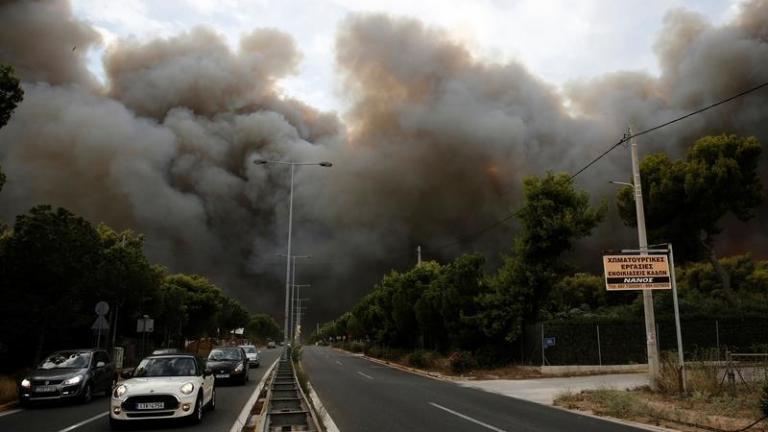 Νέες κυκλοφοριακές ρυθμίσεις στην ευρύτερη περιοχή της Ραφήνας λόγω των πυρκαγιών