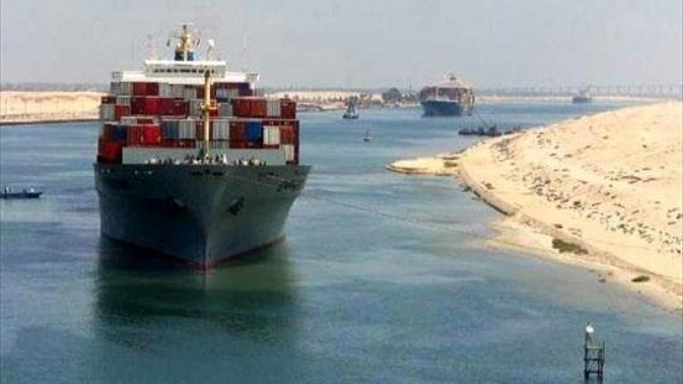 Μία πρωτοφανής «καραμπόλα»-σύγκρουση σημειώθηκε στη διώρυγα του Σουέζ με πέντε πλοία
