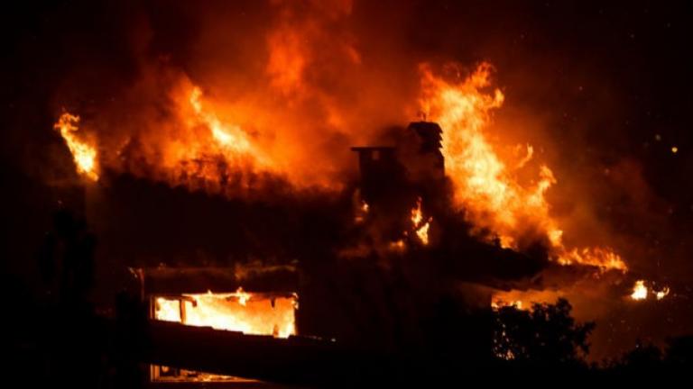 Συγκλονιστική μαρτυρία: Έλιωναν οι σάρκες ανάμεσα στα αυτοκίνητα