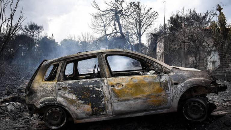 Σε κατασκήνωση του Δήμου Μαραθώνα διατέθηκαν φαγητά και  αναψυκτικά που προορίζονταν για την σημερινή δεξίωση στο Προεδρικό Μέγαρο