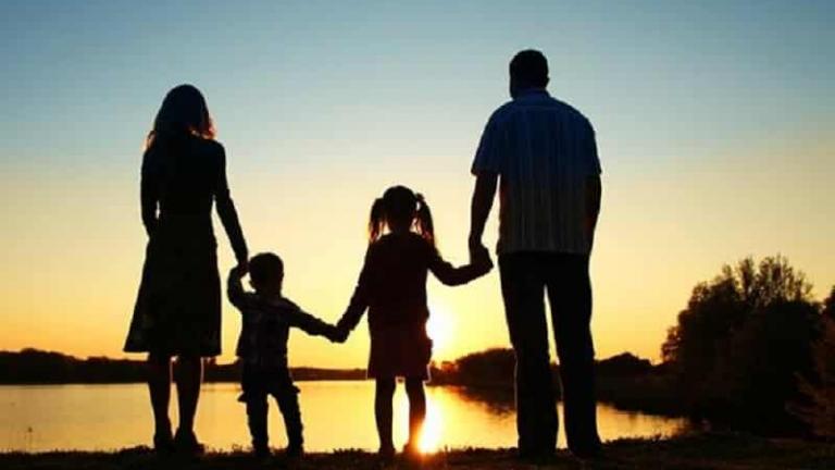 Επίδομα παιδιού: Ολοκληρώνεται σήμερα η προθεσμία για την πληρωμή της γ' δόσης