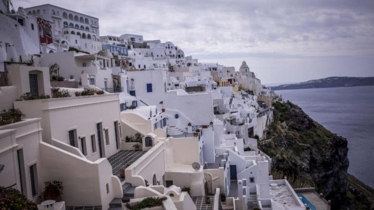 Θύμα ξυλοδαρμού ο προϊστάμενος της Πολεοδομίας Σαντορίνης