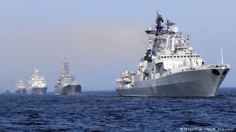 Ο Βλαντιμιρ Πούτιν αποκαλύπτει σχέδια για 26 νέα πλοία σηματοδοτώντας την Ημέρα του Ναυτικού