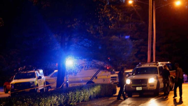 Τουλάχιστον 11 νεκροί, πολλοί αγνοούμενοι μετά την ανατροπή τουριστικού σκάφους σε λίμνη του Μιζούρι 