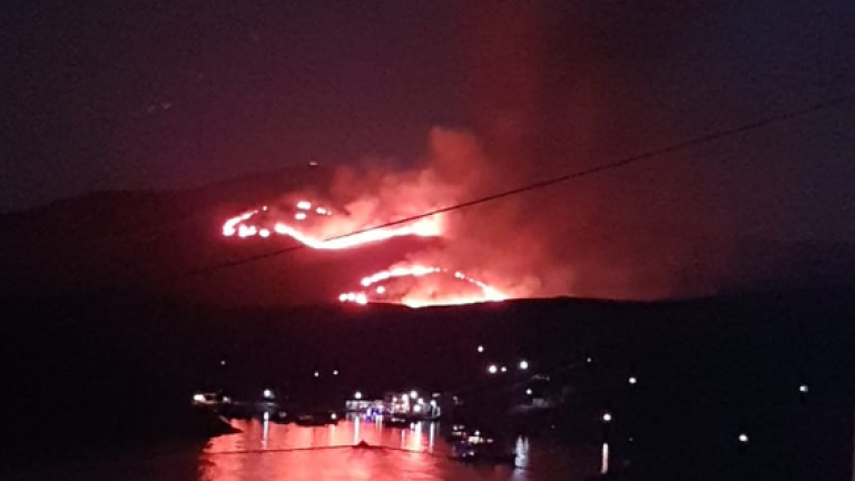 ​​Μεγάλη πυρκαγιά βρίσκεται σε εξέλιξη εδώ  και λίγη ώρα στο νησί της Κύθνου (ΦΩΤΟ)