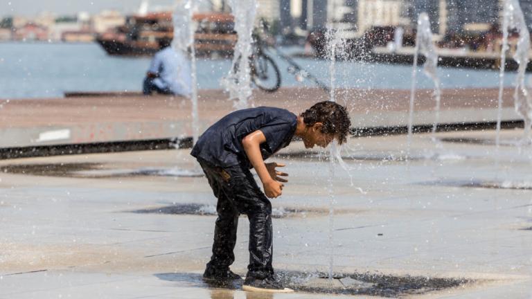 ΚΑΙΡΟΣ 19/7/2018: Στους 35 βαθμούς η θερμοκρασία - Πού θα βρέξει