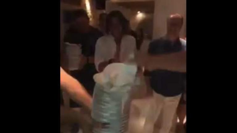 Δήμαρχος Ηλίας Ψινάκης: Και τι δεν έκανε στο Nammos, μόνο που είναι δήμαρχος (ΒΙΝΤΕΟ) 