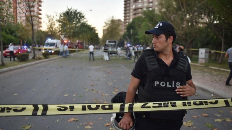 Τουρκία: Εντάλματα σύλληψης εκδόθηκαν σε βάρος δεκάδων συνταγματαρχών στο πλαίσιο της έρευνας για τον ισλαμιστή ιερωμένο Γκιουλέν 