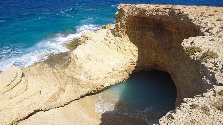 Δυο μικρά νησιά, 10 τετραγωνικά χιλιόμετρα παραδείσου! Εξωτικές παραλίες, ακατέργαστη ομορφιά-Έχετε πάει; 