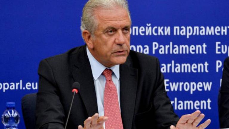 Δ. Αβραμόπουλος: «Η πολιτική μας θα πρέπει να αποτυπώνει τις αξίες, όχι τους φόβους μας»