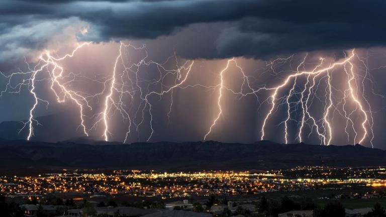 Ρεκόρ κεραυνών το φετινό Ιούλιο