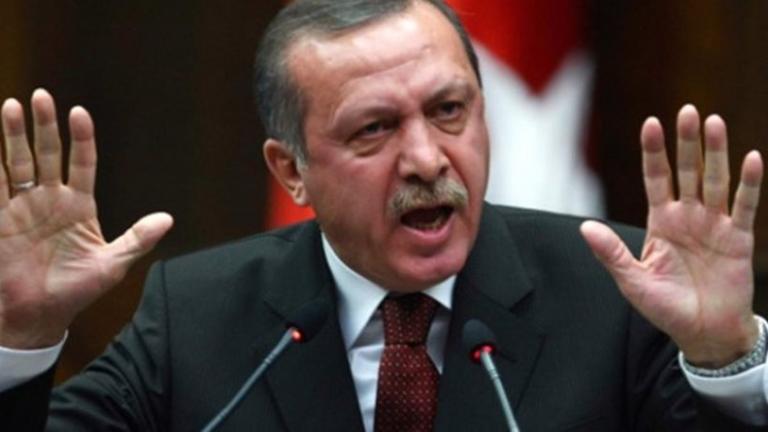 Ο Ερντογάν προκαλεί τις ΗΠΑ: Δεν ανεχόμαστε παιχνίδια με την λίρα