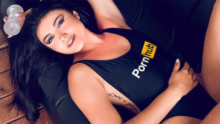 Το Pornhub κάνει δώρο λόγω εθνικής γιορτής